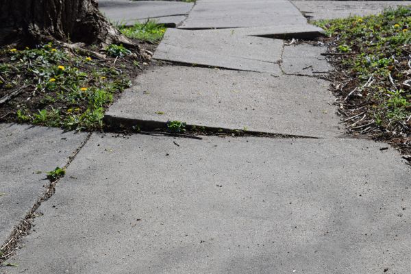 Concrete Sidewalk Leveling in Belleville